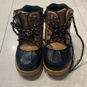 Kids Toddler Size 9 Wonder Kid Snow Boots